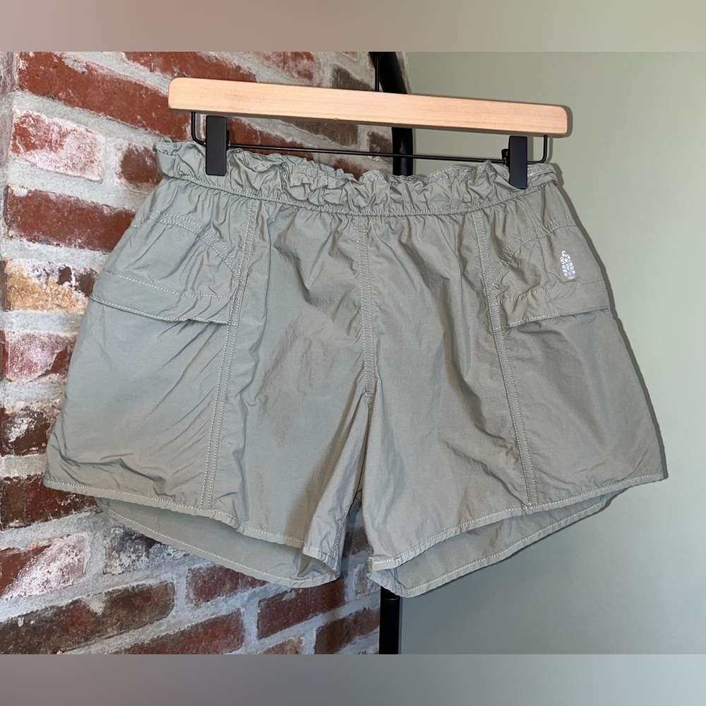 FP Movement by Free People In The Wild shorts in the Grey Olive color | size XS